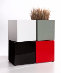 Fiberglas Blumenkübel Cube Hochglanz 50cm Signalrot RAL 3001