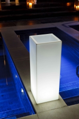 Smart & Green Beleuchteter Blumenkübel Mambo 